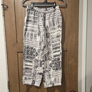 Chico's Black and White Printed Linen Pants Size 0